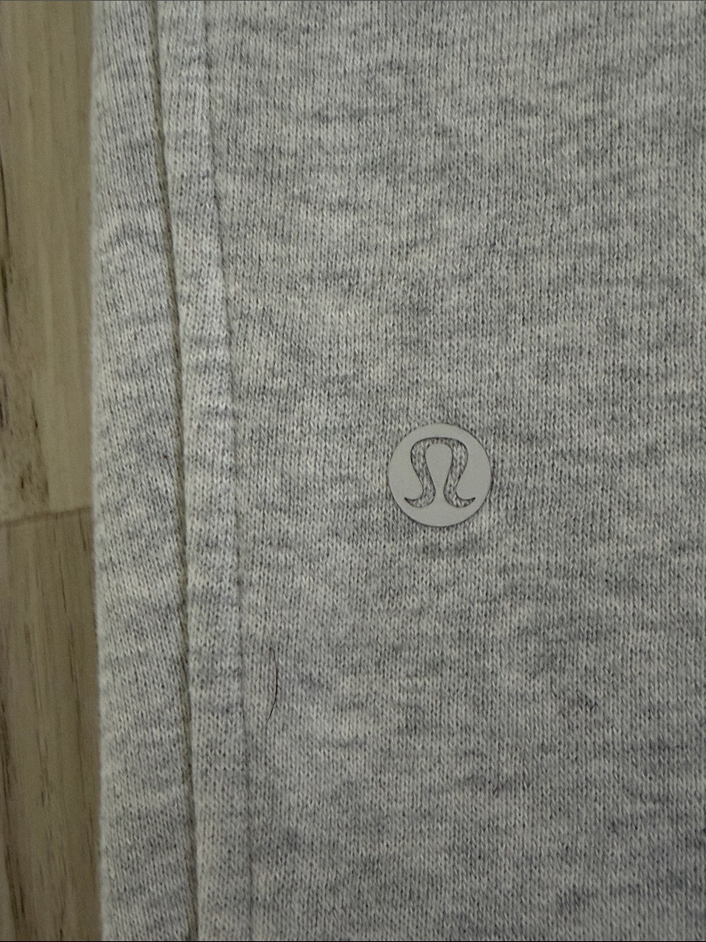 Lululemon Women’s Light Gray Joggers size 0
PERFECT CONDITION - Picture 9 of 14